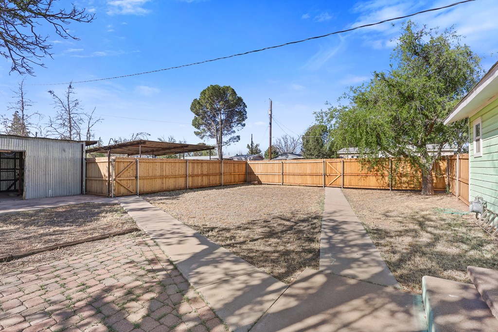 308 W Fort Davis Ave, Alpine, Texas image 22