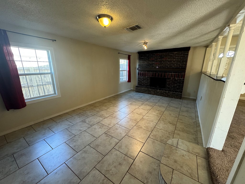 310 E Oak Ave, Midland, Texas image 6