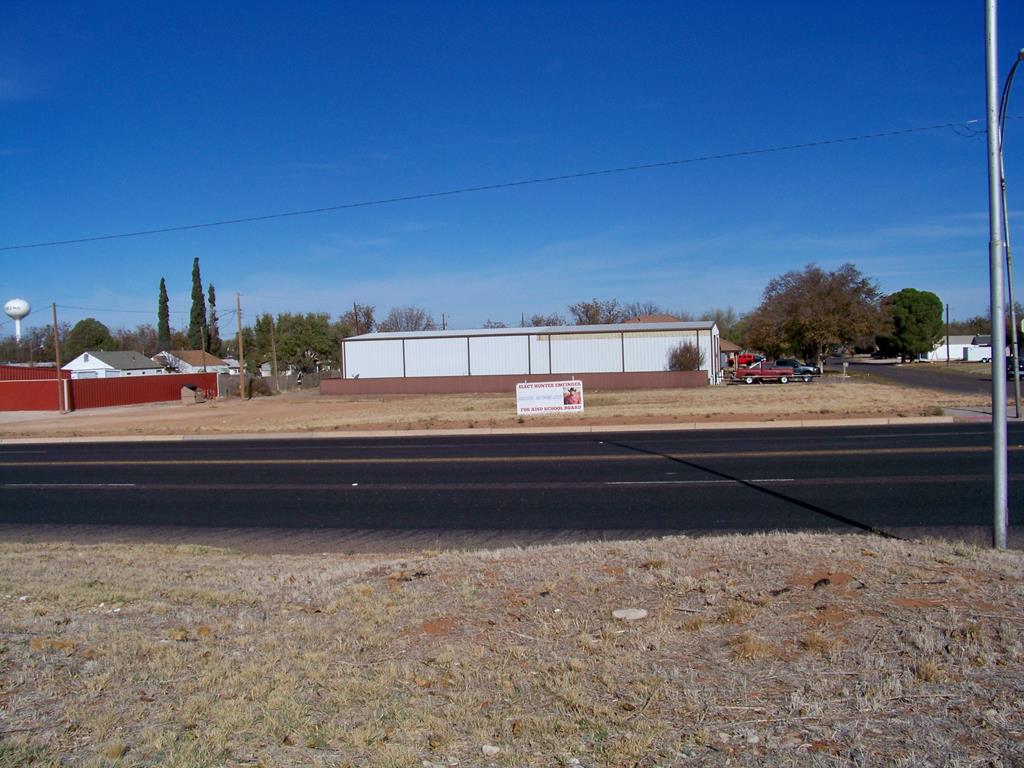 E Broadway, Andrews, Texas image 1