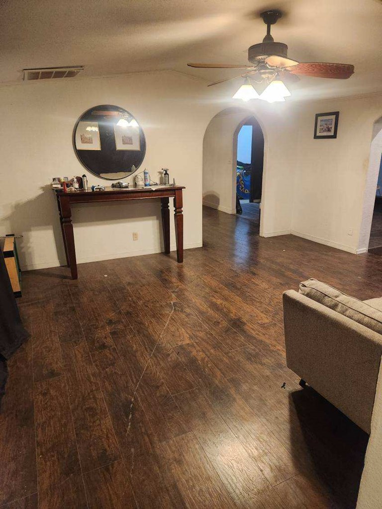 10847 Arlene Cir, Socorro, Texas image 4