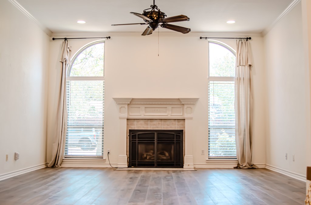 1513 Live Oak Lane, Andrews, Texas image 2