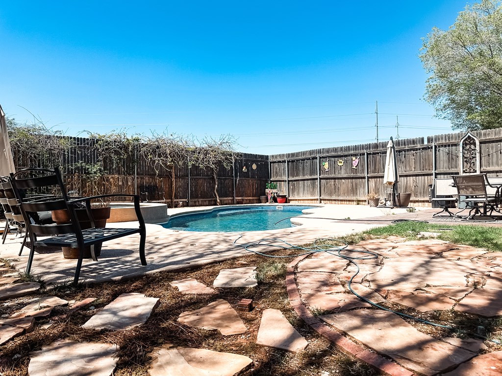 1513 Live Oak Lane, Andrews, Texas image 36