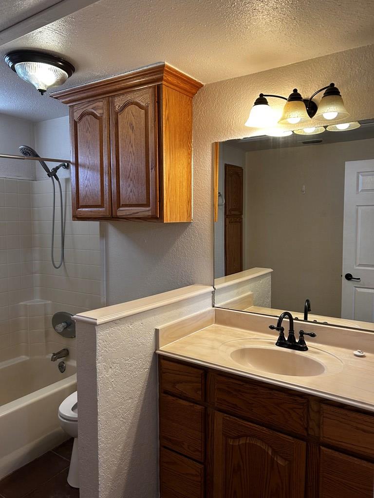 1020 Logan, Alpine, Texas image 34