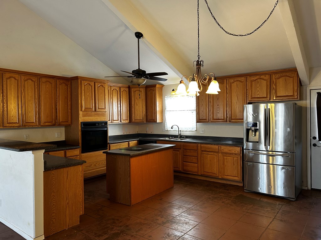 1020 Logan, Alpine, Texas image 19