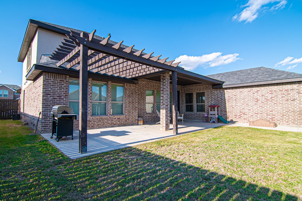 1406 Daybreak Way, Midland, Texas image 31