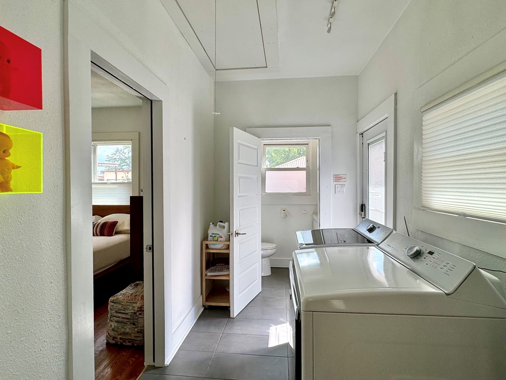 1027 Caa St, Marfa, Texas image 16