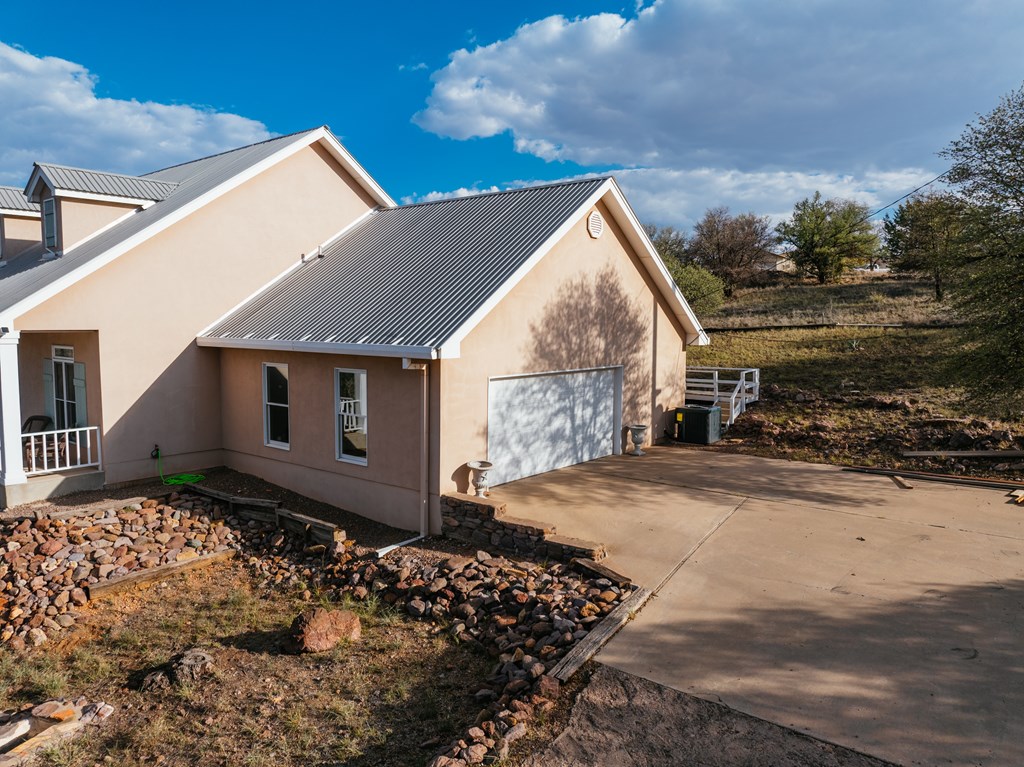 102 Clear View Drive, Fort Davis, Texas image 30