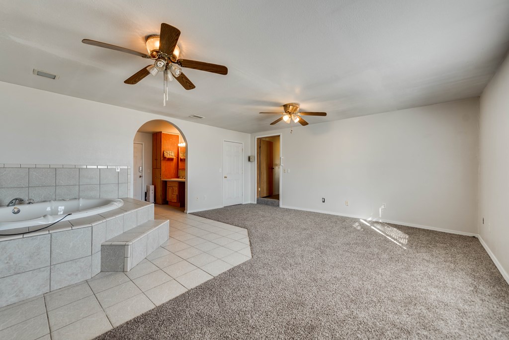 4530 W Morris St, Odessa, Texas image 23