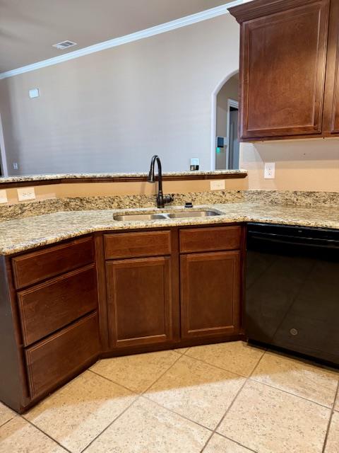 212 Teakwood Drive, Andrews, Texas image 14