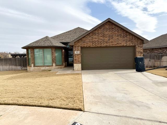 212 Teakwood Drive, Andrews, Texas image 1