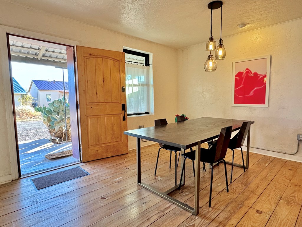 1106 W Sacramento St, Marfa, Texas image 6