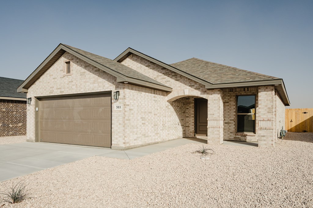 311 Pratt Dr, Odessa, Texas image 2