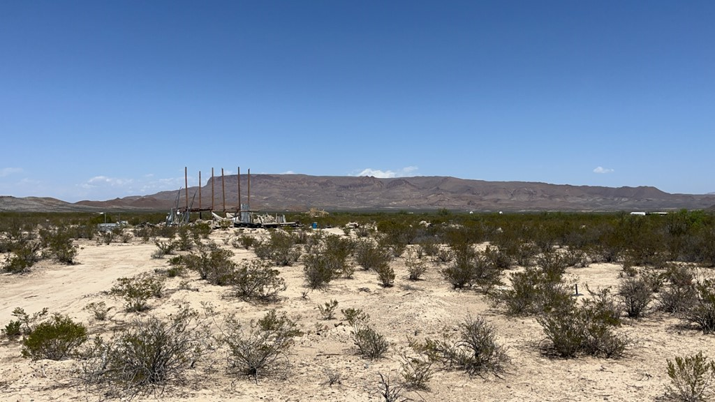 4500 Diamond Back Rd, Terlingua, Texas image 11