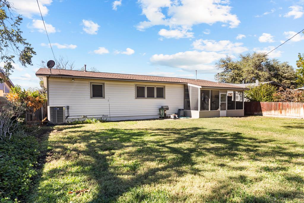 1402 E Crescent Drive, Odessa, Texas image 21