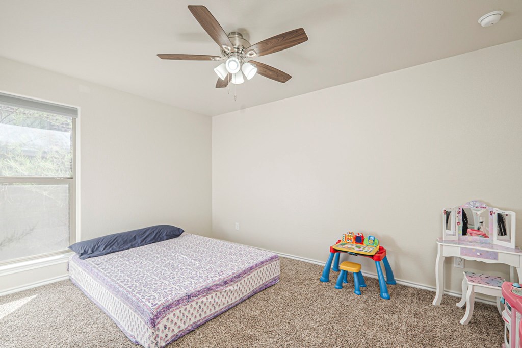 908 Yancy St, Odessa, Pennsylvania image 25