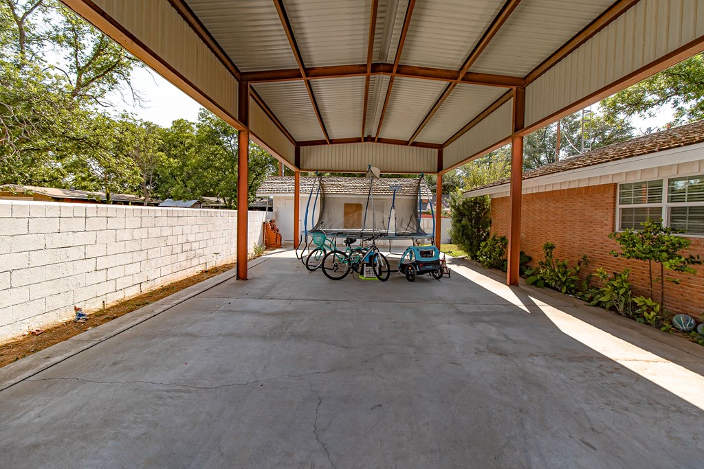 1404 S Eric Ave, Monahans, Texas image 23