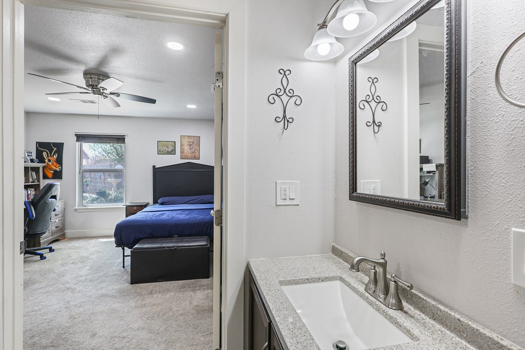 1013 Summer St, Van Horn, Texas image 13