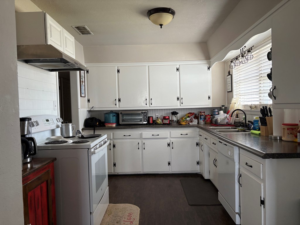 5125 Goldenrod Ave, Gardendale, Texas image 28