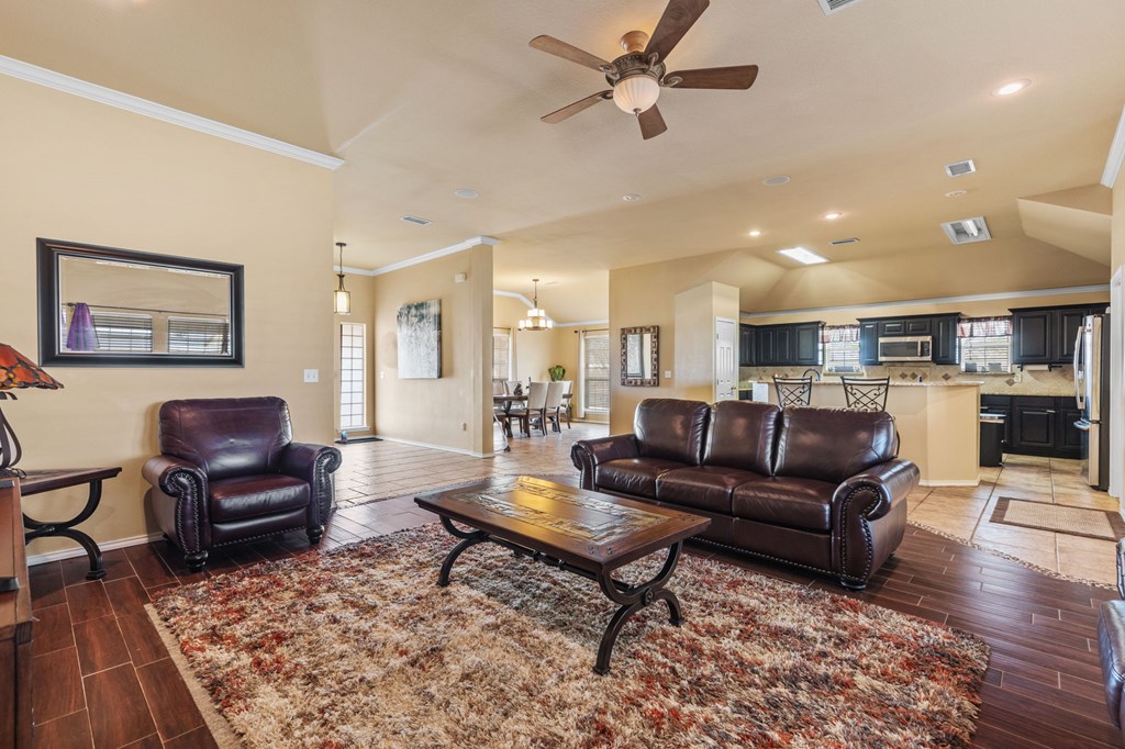 1845 E Southfork St, Odessa, Texas image 3