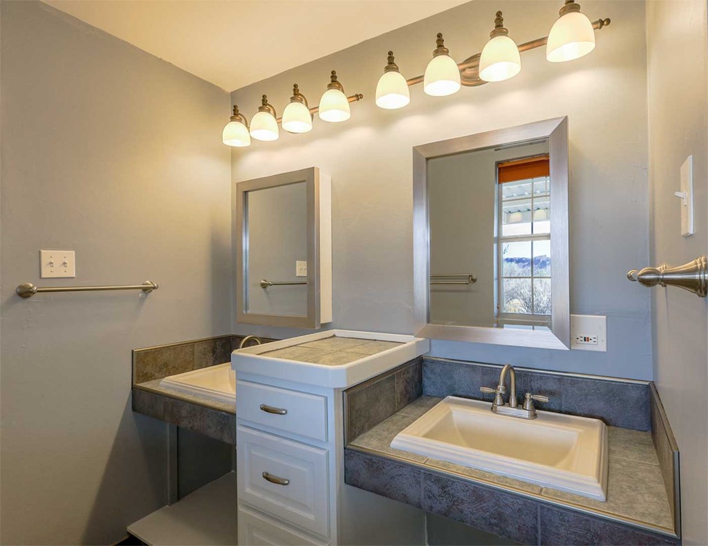 301 E Cavalry Road, Fort Davis, Texas image 13