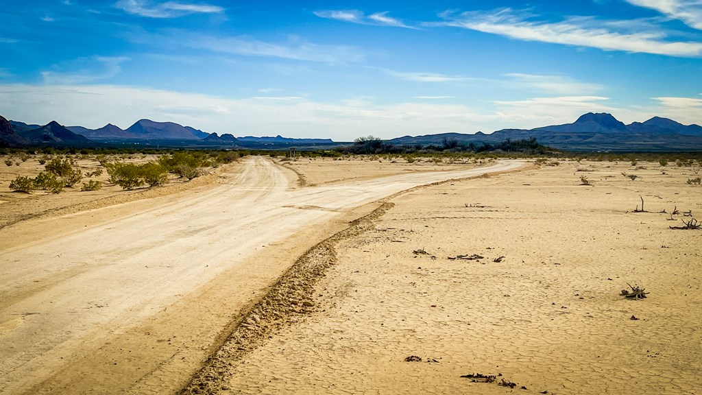 15466 San Antonio Ave, Terlingua, Texas image 9