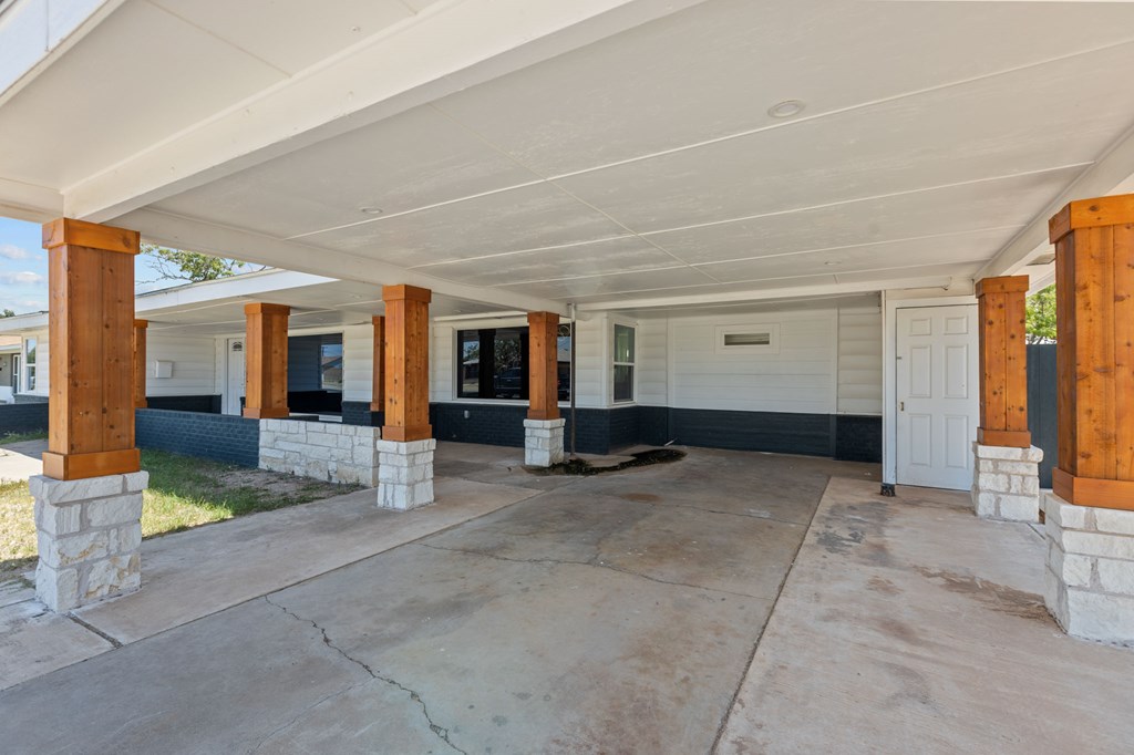 2611 Storey Ave, Midland, Texas image 3