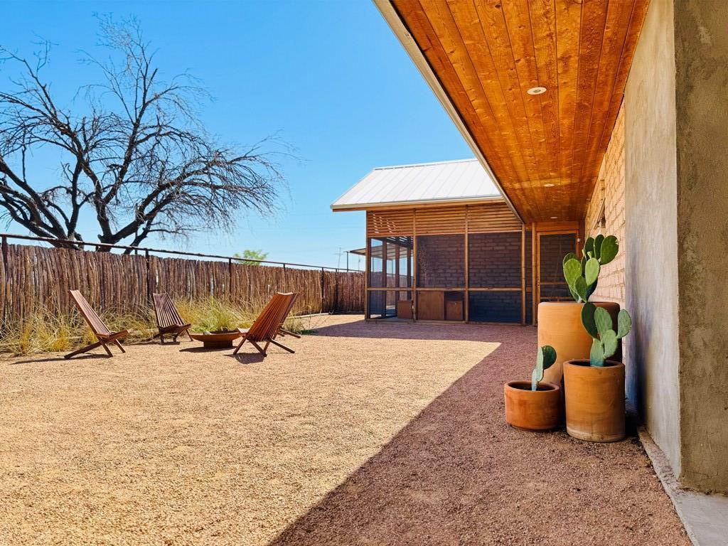 1205 W Sacramento St, Marfa, Texas image 25