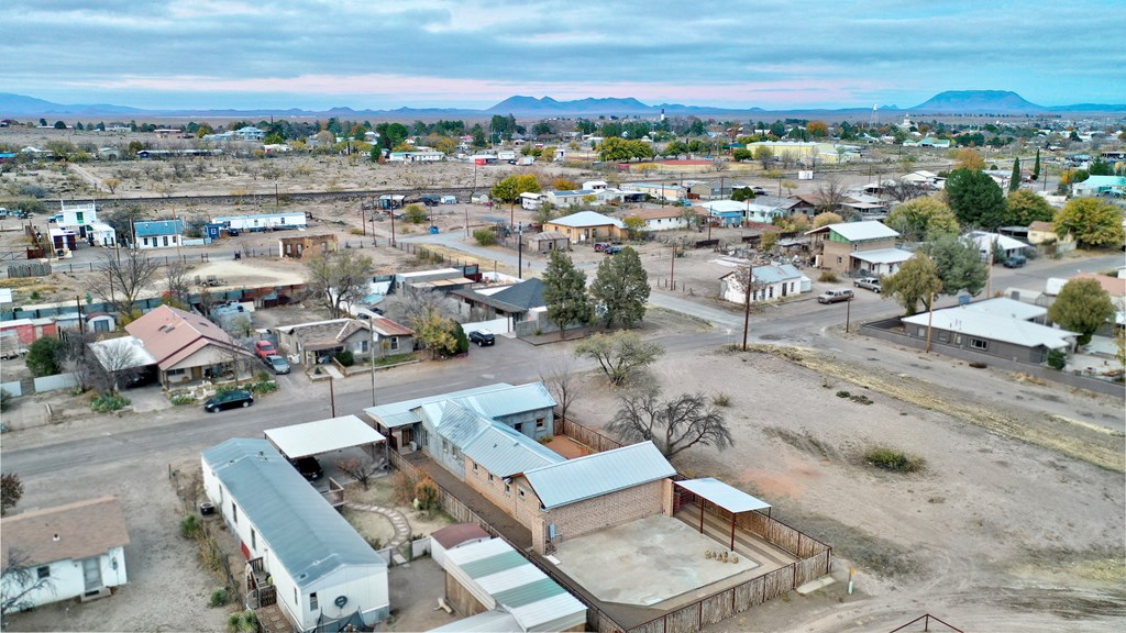 1205 W Sacramento St, Marfa, Texas image 36