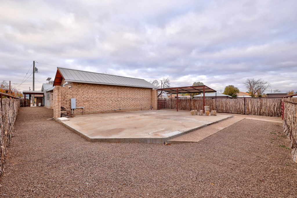 1205 W Sacramento St, Marfa, Texas image 32