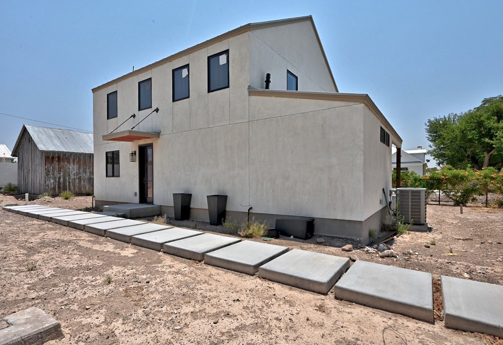 101 W 2nd St, Marfa, Texas image 6