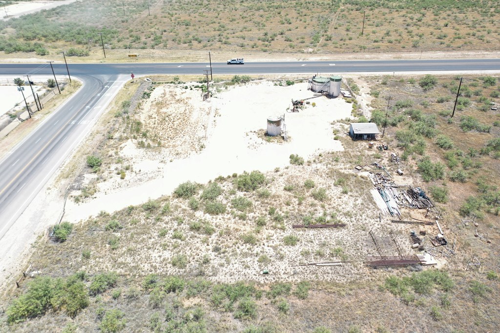 SW Loop 1910, Andrews, Texas image 3