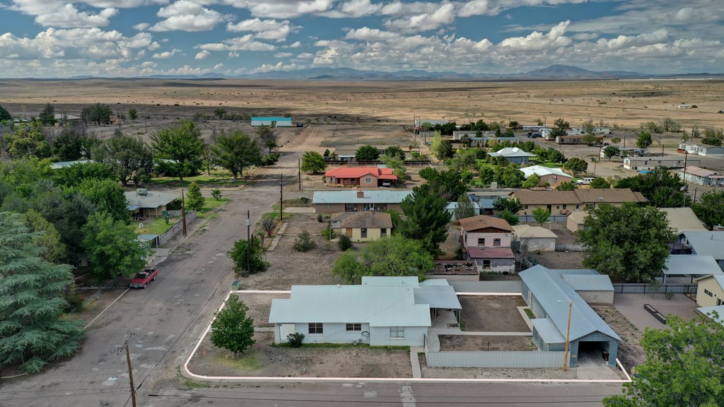 800 N Summer St, Marfa, Texas image 3