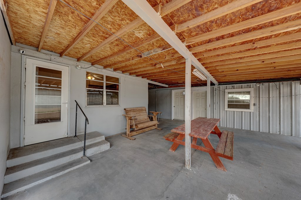 800 N Summer St, Marfa, Texas image 18