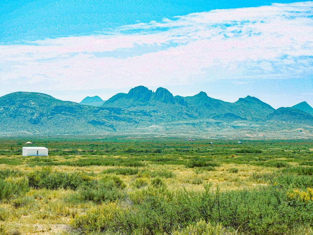 17089 War Zone Rd, Terlingua, Texas image 4