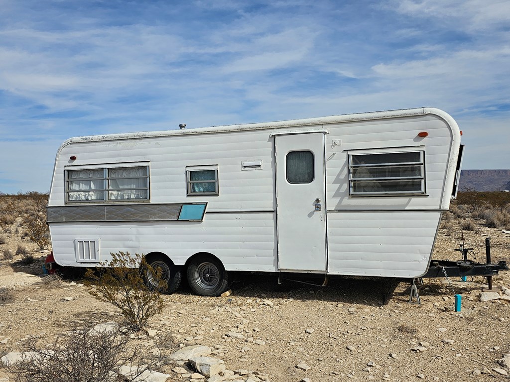 500 N Cheosa Trail, Terlingua, Texas image 18