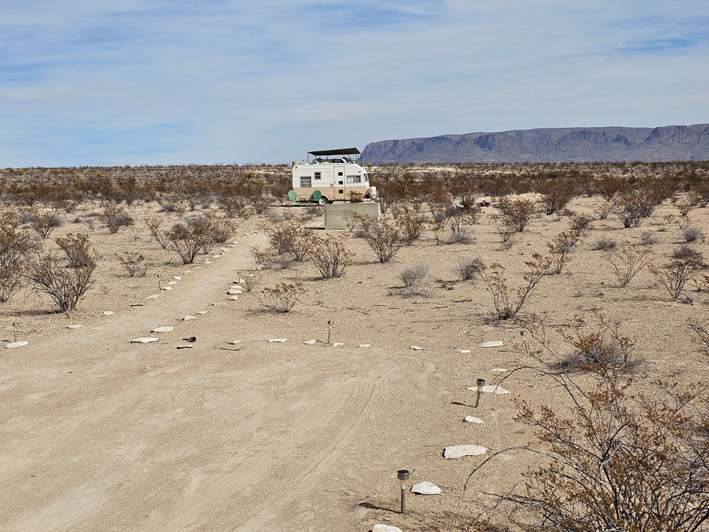 500 N Cheosa Trail, Terlingua, Texas image 28