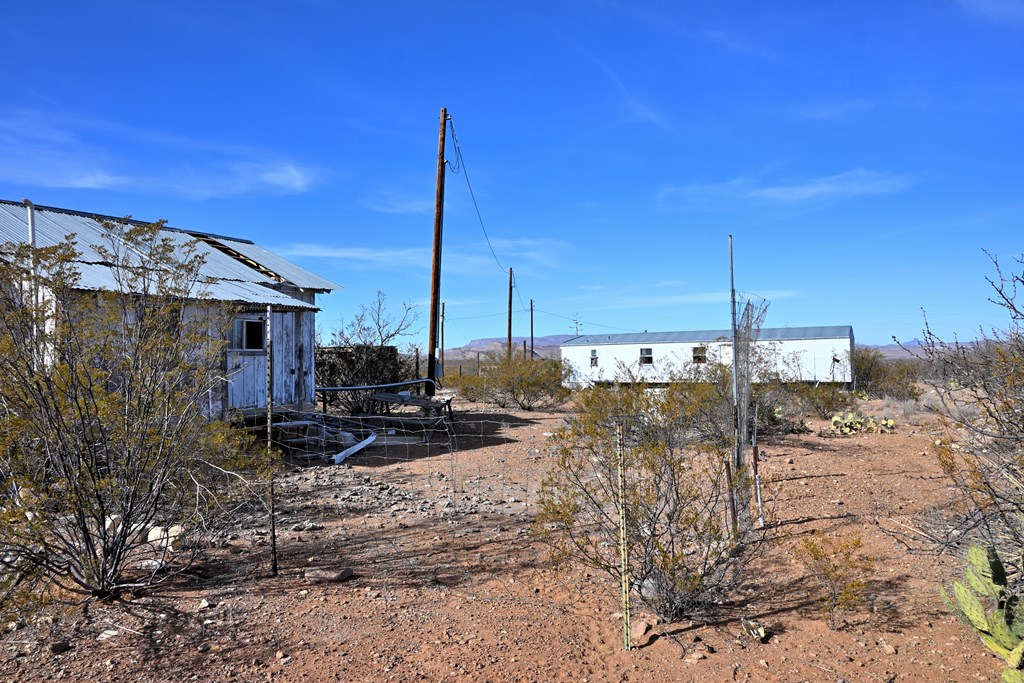 951-B Little Yisrael Lane, Terlingua, Texas image 6