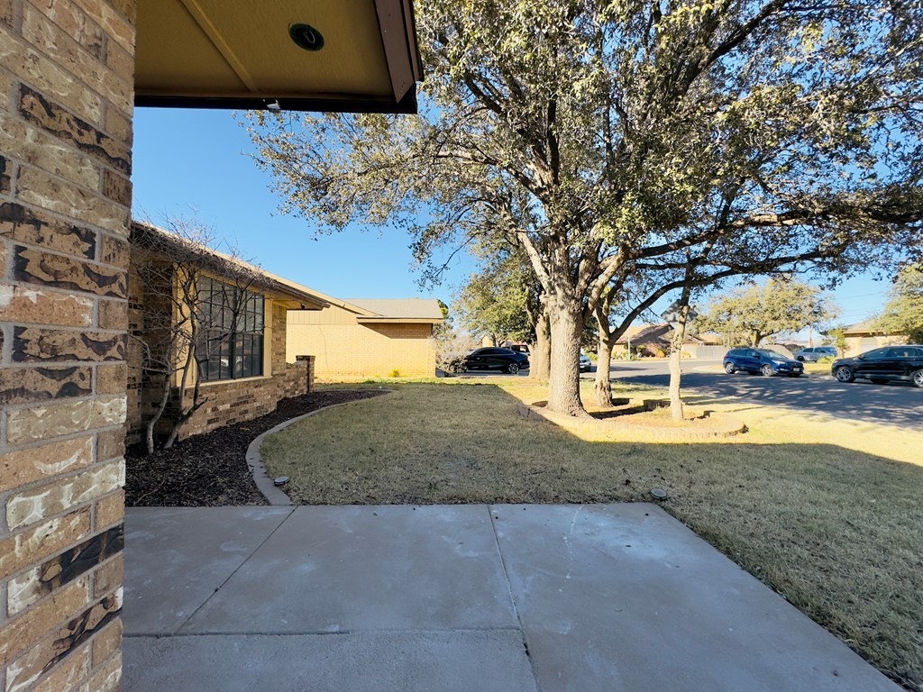 150 Conley Place, Odessa, Texas image 5