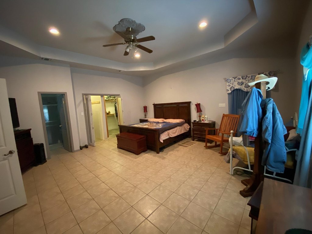 307 N Texas St, Big Lake, Texas image 7