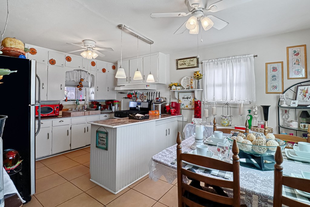 906 W 26th St, Odessa, Texas image 11