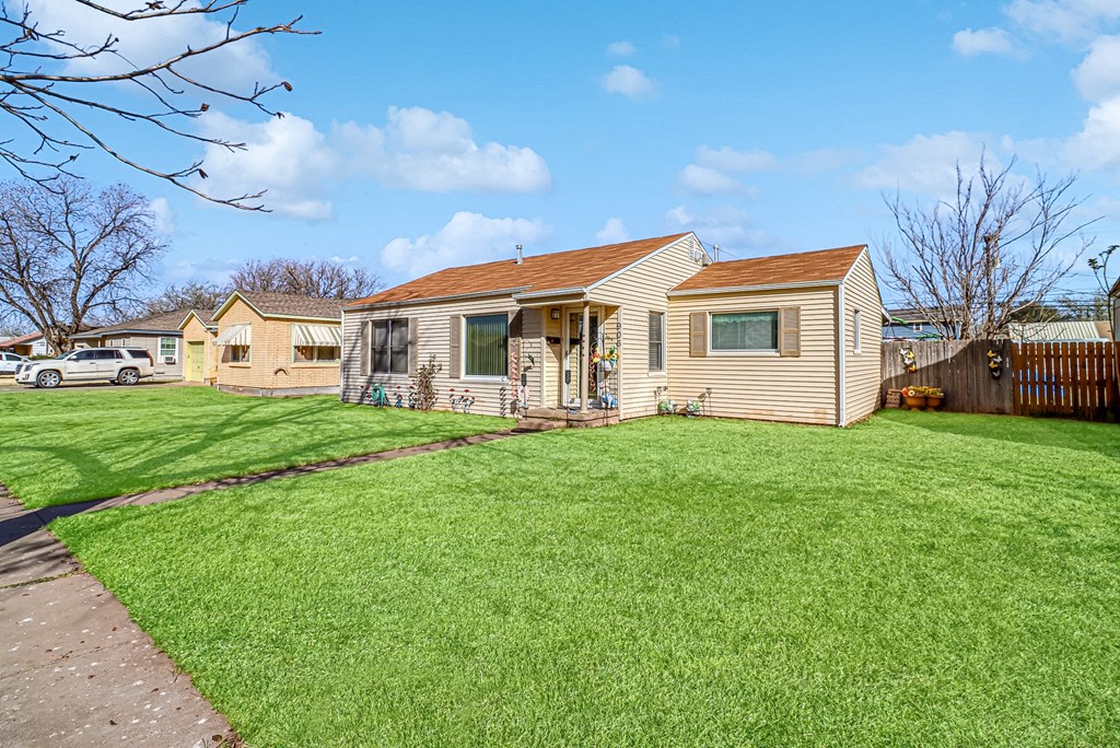 906 W 26th St, Odessa, Texas image 3