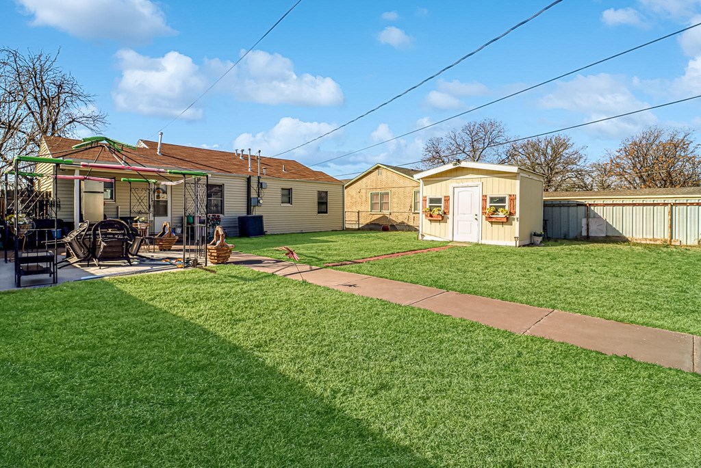 906 W 26th St, Odessa, Texas image 22