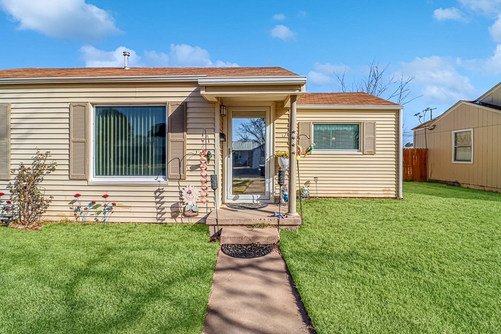 906 W 26th St, Odessa, Texas image 4