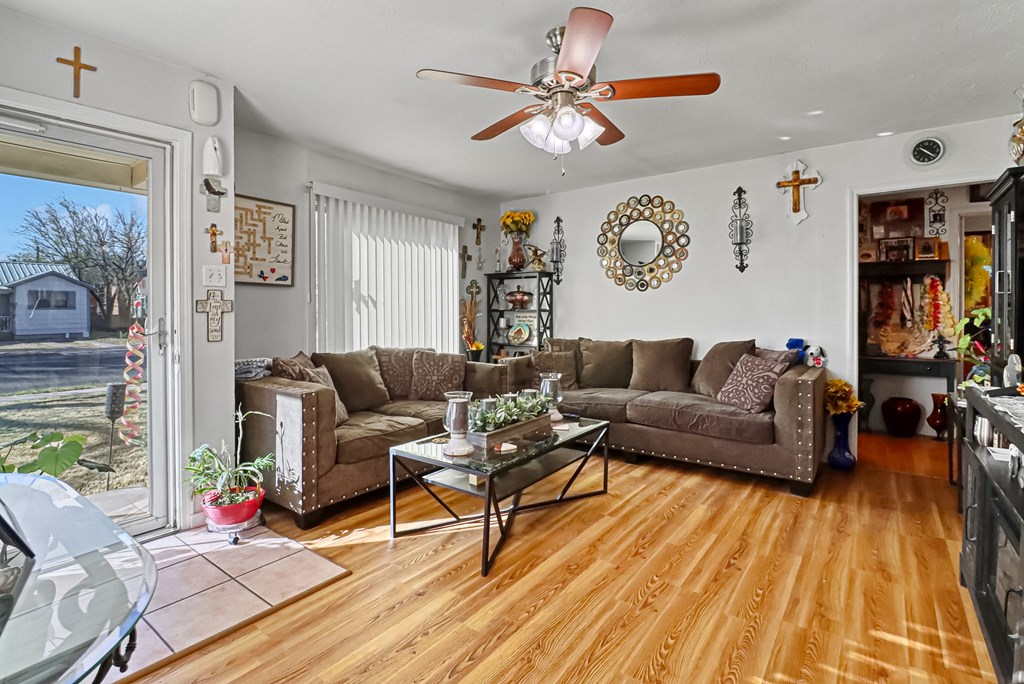 906 W 26th St, Odessa, Texas image 5