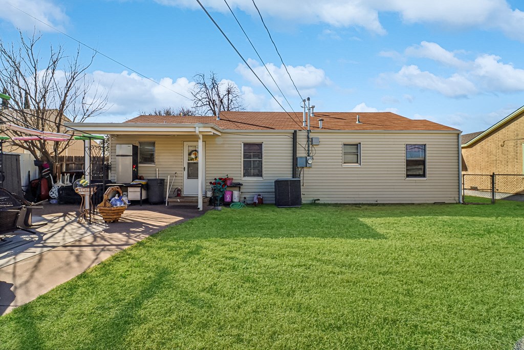906 W 26th St, Odessa, Texas image 21