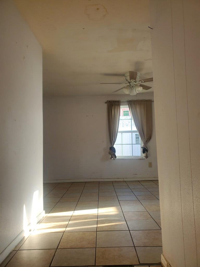 1205 S Oak St, Pecos, Texas image 4