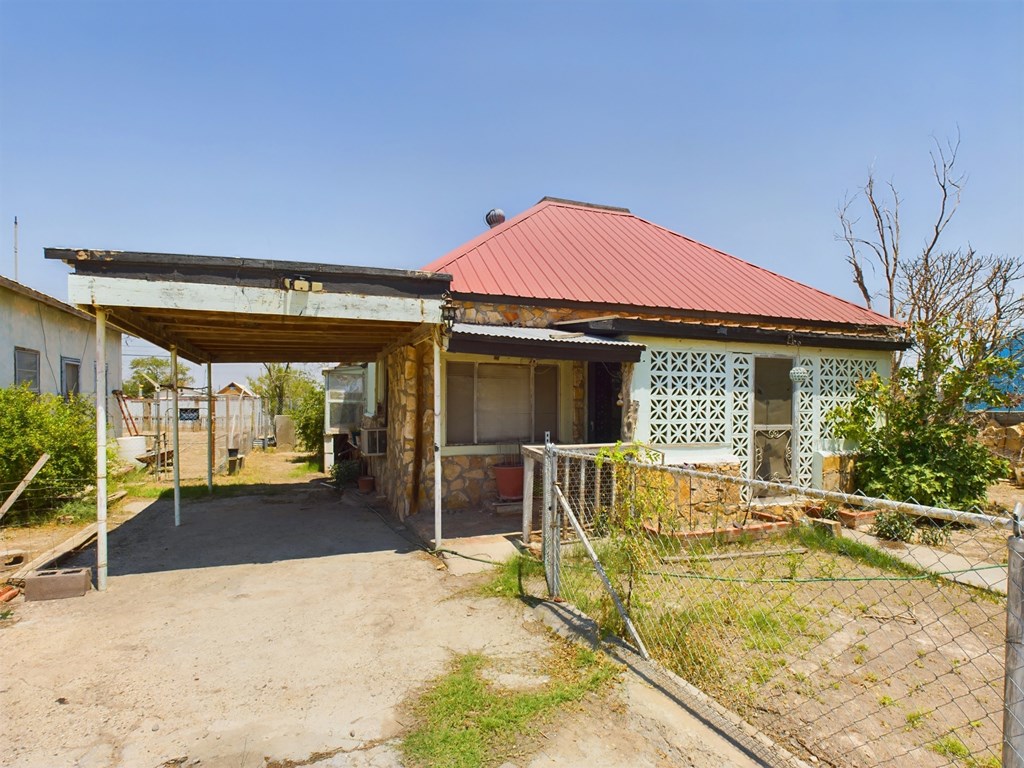 1120 S Oak St, Pecos, Texas image 6