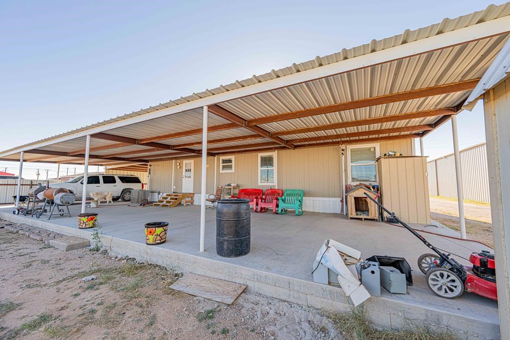 6716 S County Rd 1160s, Midland, Texas image 16