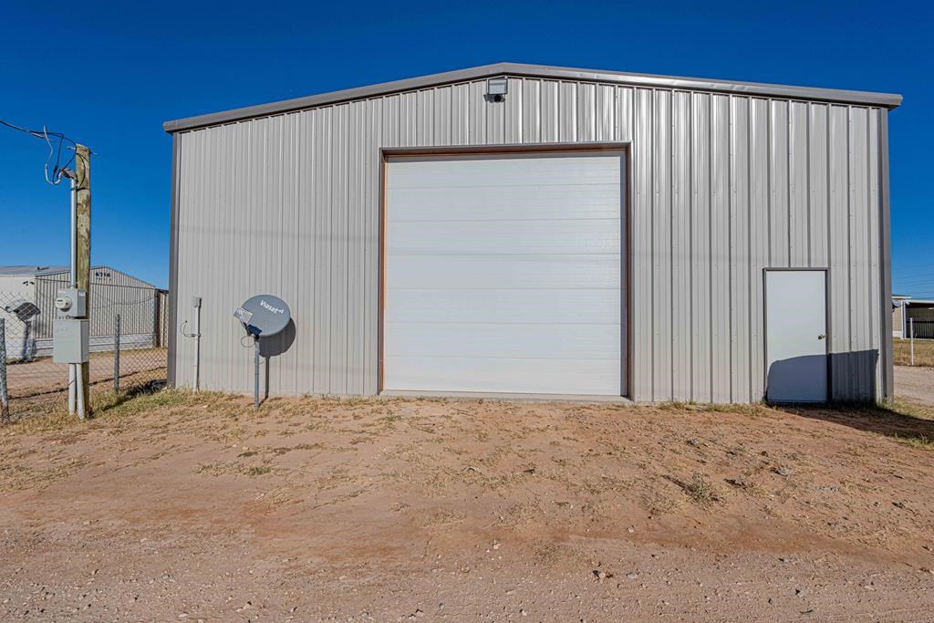 6716 S County Rd 1160s, Midland, Texas image 19