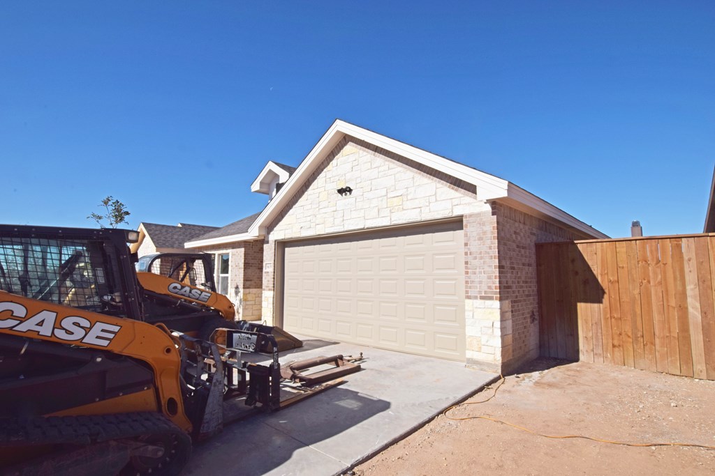 8639 Fortuna Ct, Odessa, Texas image 3